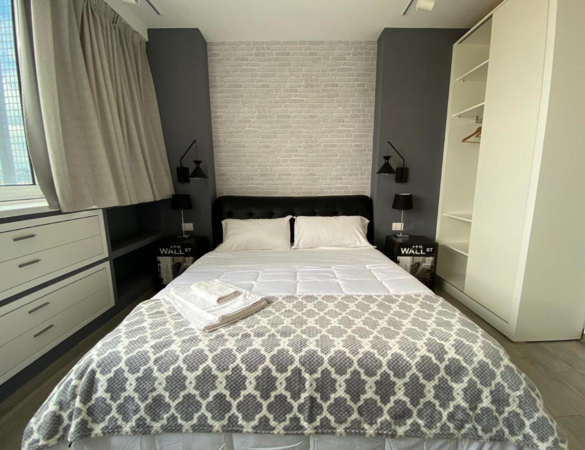 2B Fifteen Floor Suite Napoli Exteriör bild