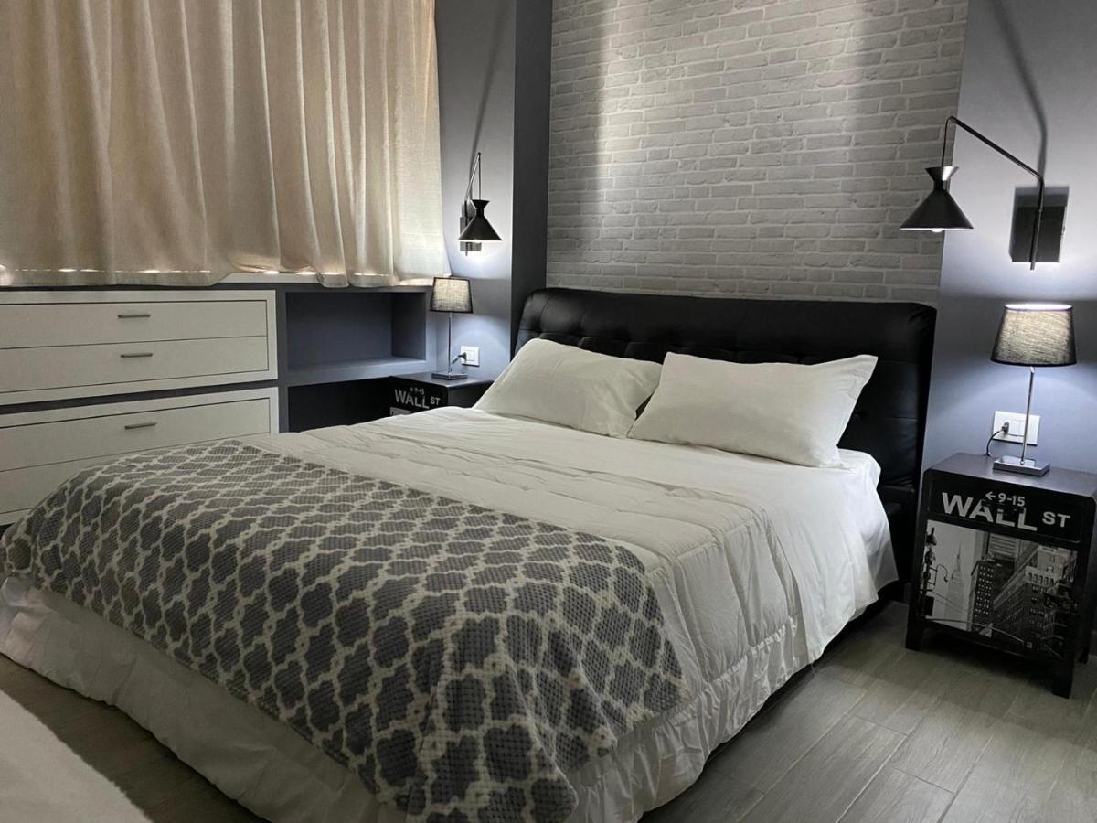 2B Fifteen Floor Suite Napoli Exteriör bild