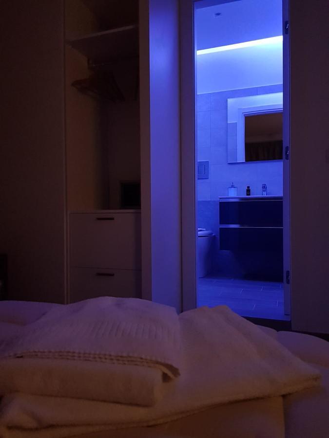 2B Fifteen Floor Suite Napoli Exteriör bild