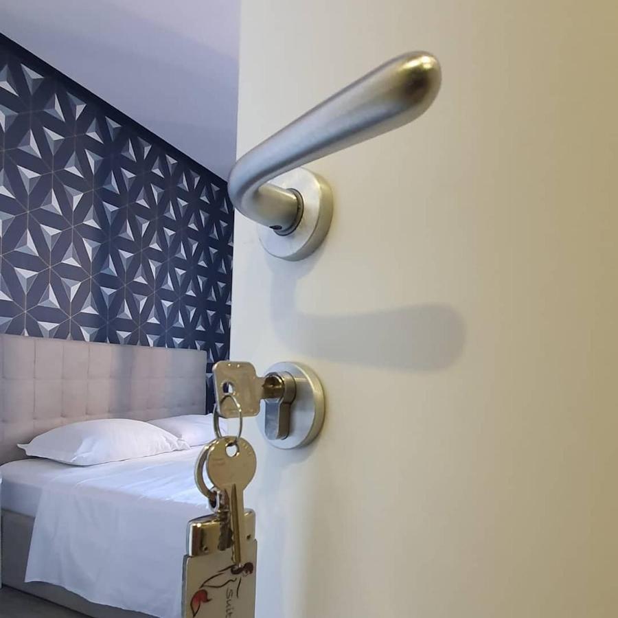 2B Fifteen Floor Suite Napoli Exteriör bild